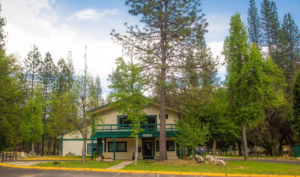 Yosemite Lakes Bunkhouse Cabin 27 Hotell Harden Flat Exteriör bild